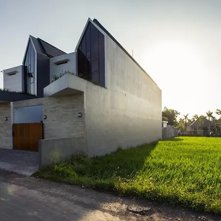 Berawa Bali Beach Villas Canggu